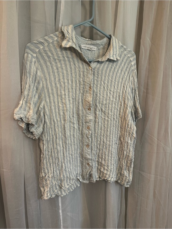 Tops - Jane & Delancey Light Blue Linen Top